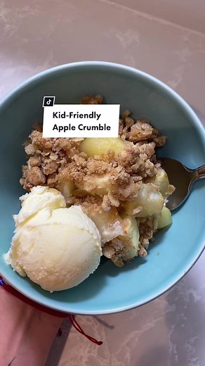 Delicious Thanksgiving Apple Crumble Recipe by ATK Kids