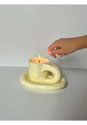 DIY Spring Yellow Mug Candle