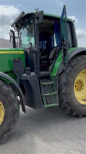 Pretty Girl John Deere Tractor Driver #shorts
