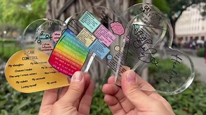 Amazon.com: Note to Self Motivational Decor - Office Acrylic Heart Gift Therapy Mental Health Print Decorations for School Counseling Office Therapy Desktop Art Decoration School Counselor, Therapist Office Gifts : Home & Kitchen