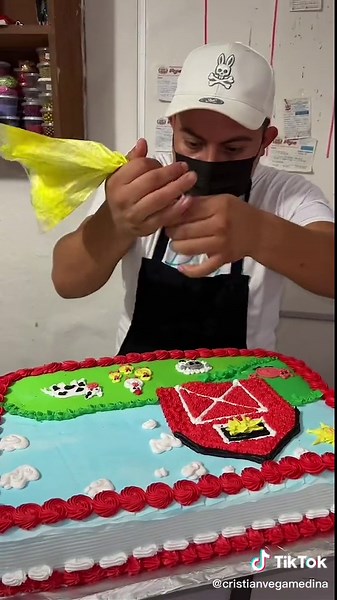 Farm-Themed Cake Decoration Tutorial