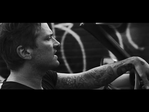 Butch Walker - East Coast Girl [OFFICIAL VIDEO]