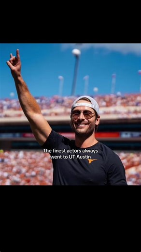 Glen and Matthew my two loves #glenpowell #matthewmcconaughey #utaustin #greenscreen