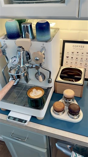 New Espresso Bar setup for the new year! Slowly figuring out the best flow and fit, what’s needed to be added and removed, and best workflow to aesthetics ratio. Currently working with a Lelit Bianca dual-boiler espresso machine, DF83V flat burr single-dose grinder as I await my new grind-by-weight Mahlkonig grinder (in white) to match the aesthetic and improve workflow. What do you think of this setup and what are you using!? #espresso #homebarista #coffee