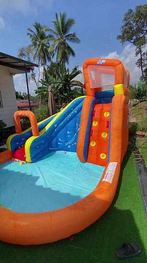 Sewa Kolam Mandi Soopa Doopa untuk Kanak-Kanak