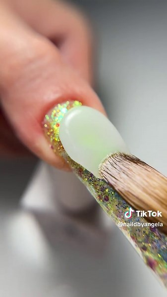 Cali Flowers Nail Art Tutorial