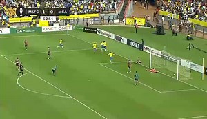 FULLTIME: 🇿🇦 Mamelodi Sundowns 2-0 MC Alger 🇩🇿 🇨🇴 Colombian sensation Brayan León scored Mamelodi Sundowns two goals to secure a spot in the next round. | Mzansi Football