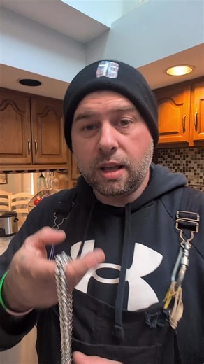 This was a very awesome and heavy chain. extremely beautiful with an awesome clasp. get yours today. you'll love it