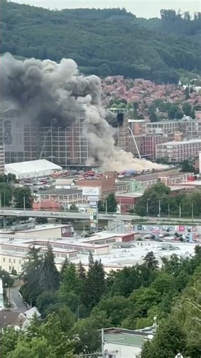 Fire in Zlín 🔥 part of the Svit high-rise collapses | July 9, 2026