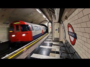 Bakerloo Line 1972TS 3240 @ Waterloo