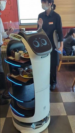 Robot Waiter at Cafe Gusto in Japan #japan #food #robot #japanget #future
