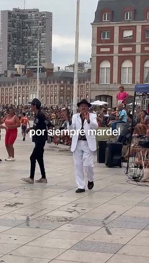 Cristina Pisani on Reels