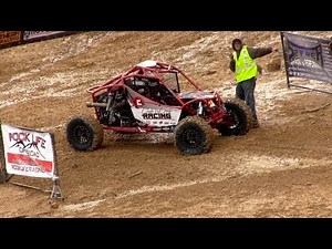UTV RACING IN THE MUD AT WILDCAT OFFROAD