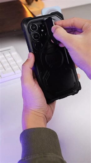Maximum protection doesn’t have to cost a fortune! The Samsung ArmorBox features a full-body design with shock-absorbing TPU to defend against every bump and drop. Enjoy a built-in screen protector and a metal camera cover that doubles as a kickstand—all without removing the case for wireless charging! | i-Blason