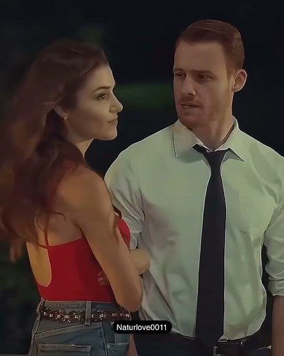 Emotional Goodbye: Hande Erçel & Kerem Bürsin's Heartbreaking Scene #SenCalKapimi #shorts
