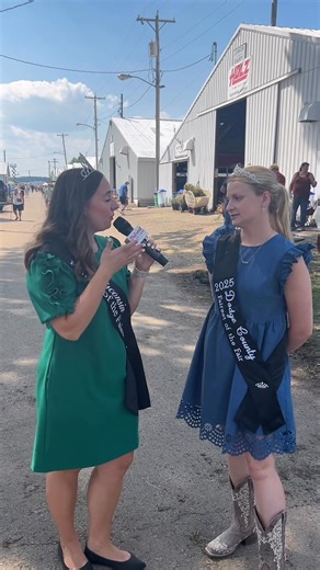 📍 : Dodge County Fairgrounds - Beaver Dam, Wi 🗓️: today - Sunday, August 17th, 2025 ❓: fair fun for the whole family at the end of summer! Listen to Ari’s fair story and how she came to the fairest role ❤️👑 #25WiFairest #FAIReverJourney #WiFairs #FairsAcrossWi | Wisconsin Fairest of the Fairs