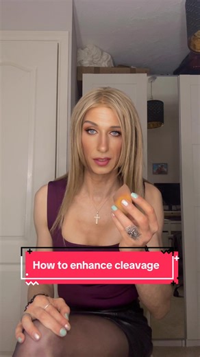 Enhance Your Cleavage with Contouring Tricks
