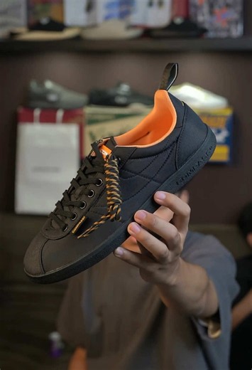 Sepatu Compass cekout di toko resmi – garansi original & tukar size