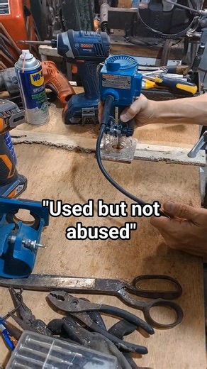 Makita 3700B Palm Router | Used but not abused #makitapowertools #router