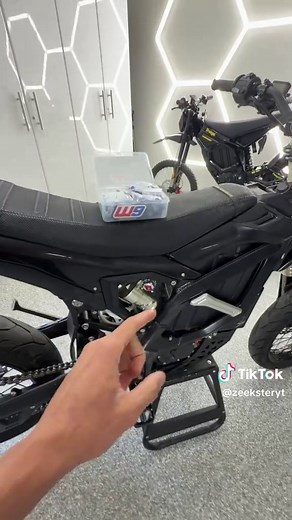Ultra Bee Titanium Bolt Upgrade: Full Titanium Hardware Install