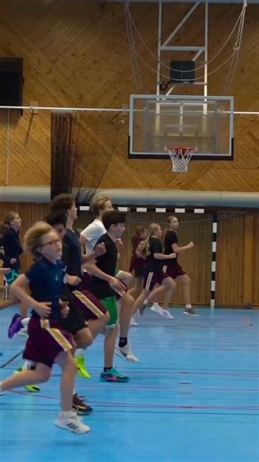Skillscamp i gärdeshallen 💛 hela höstlovet! 🍂 | KFUM Central Basket