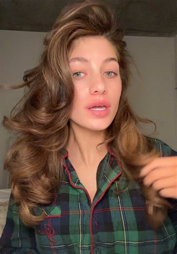 blowout out my hair 1-2x a week on hairwash day I’ll attach video album to this showing my blowout routine