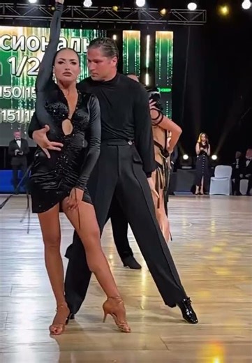 #dance #一起跳舞 #顶尖舞者 值得学习的伦巴舞