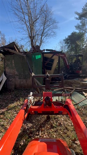 14 reactions · 4 comments | We took down a big barn that got hit by a tree. Kirby’s Hauling and Junk Removal is your go to team for any and all demolition needs. For anyone needing any sort of removals done, don’t hesitate to reach out! #smallbusinesssupportingsmallbusiness #successmindset | Trevor Kirby | Facebook