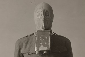De uitvinding van het gasmasker in de Eerste Wereldoorlog