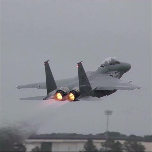 F-15 Jet Engines Screaming at Takeoff #military #power #shorts