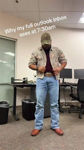 Perks of getting to the office first #foryoupage #bowbow #corporatelife