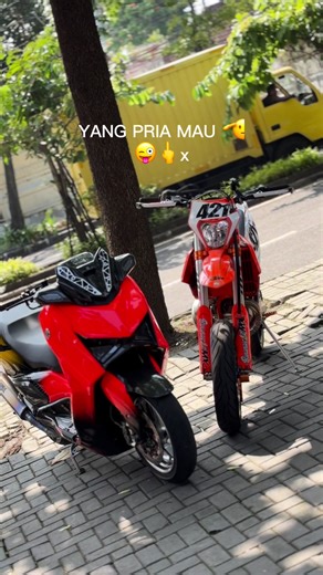 Exploring the KTM 300 TPI Supermoto Experience