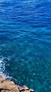 Beautiful blue ocean. 🤙🏼🌊🏝 #hawaii #oahu #alohafriday | Darrin Davis