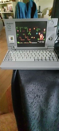 Nintendo Donkey Kong Jr Table Top running on msdos P75 #retro #retrogaming #nintendo #gamewatch