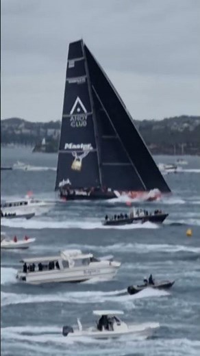 Ocean Boat Racing at Full Throttle | Fastest Boats Ever High Speed Boat Race in Rough Sea Footages