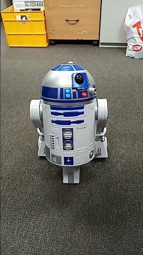 Star Wars R2-D2 Remote Control Droid