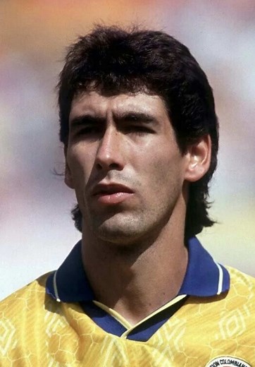 A Andrés Escobar le quitaron la vida por marcarse un gol en propia en un mundial. Una de las historias más tristes y vergonzosas del fútbol. ##andresescobar##mundial##copadomundo##futbol##deportesentiktok