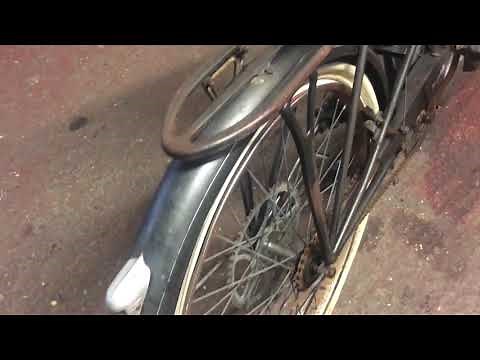 1951 Motobecane Mobylette AV3 Walkaround