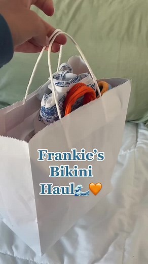 Spring Break 2022: Frankie’s Bikini Haul and Try-On