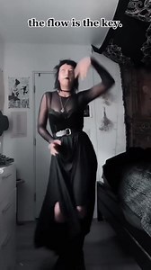 53K views · 1.7K reactions | I love a good goth dance… takes me back to the 90’s. 鹿益  @pandoraashe | iHorror | Facebook