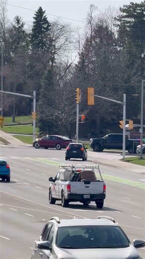 Yay got London ON engine 6 responding to a fire alarm