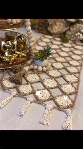 Crochet Table Runner Tutorial with Granny Squares