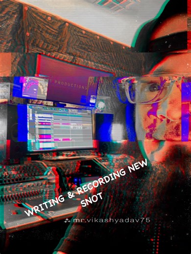 In the studio recording new SNOT with producer Chris Collier! 👊🏻😎 Can fkn wait to drop this music!! 🔥 | Snot(Band)