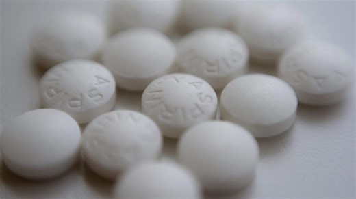 Study: Aspirin cuts colorectal cancer recurrence in half