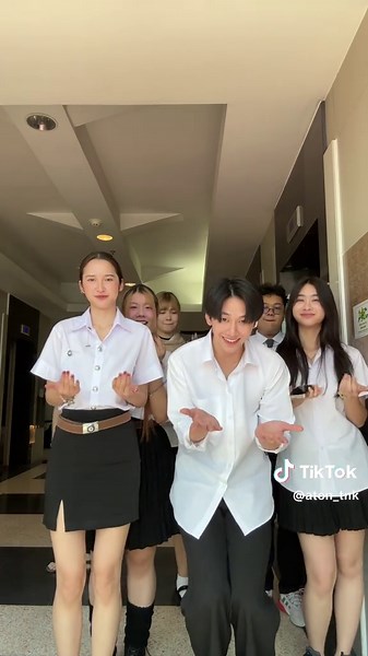 เรียนกี่โมง? สอบถามเวลาเรียนที่ SWU