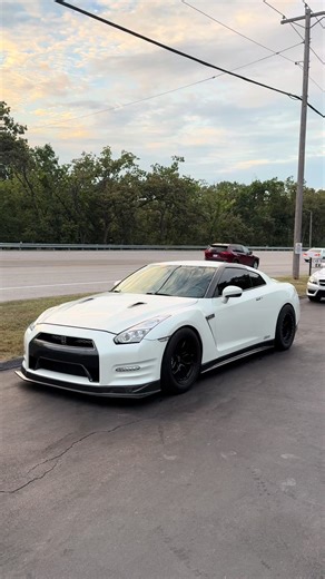 Nissan GTR R35: A Filmed Journey in Mexico