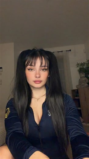 Bunnyfly on Instagram: "Alors d’où viens tu ????"