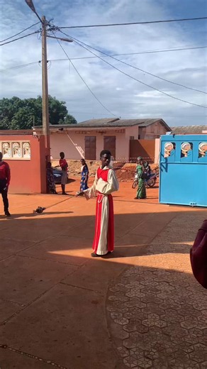 Confirmation des fidèle de la : * Paroisse Notre Dame de l’Immaculée Conception d’Akassato * Paroisse Saint Michel Archange de Gbodjo * Paroisse Saint Thérèse de l’enfant Jesus de Adjagbo Que Dieu vous guide sur le chemin de l’évangélisation de sa parole #tiktokbeninois🇧🇯pourtoi🥰