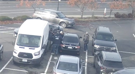 ICE arrests two men near courthouses in Bellingham, apparently violating state law | Cascadia Daily News