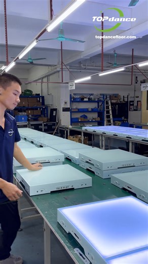 💡 TOP DANCE LED Dance Floor — Testing Day! 🔍✨ Everything’s on point — strong connection, bright color, flawless performance! ⚙️ Stable Lock System – Solid and secure setup 🌈 Vivid Color Display – Smooth, eye-catching effects ✅ Factory Tested – Ready for your next big event From our floor to your stage — we make sure it shines perfectly every time! 💃 📧 sales6@pro-toplight.com 📱 WhatsApp: 86 199 2436 2915 🌐 topdancefloor.com #LEDdancefloor #EventRental #EventLighting #StageDesign #TopDanceL